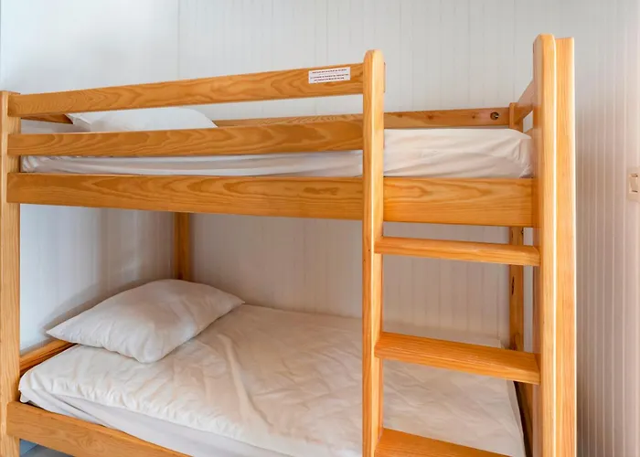 Evasion Atlantique, Acces Lejlighed *